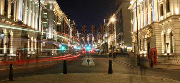 istock Night Buses of London 985377542