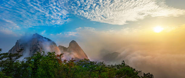 istock Panorama of Bukhansan National Park 985399602