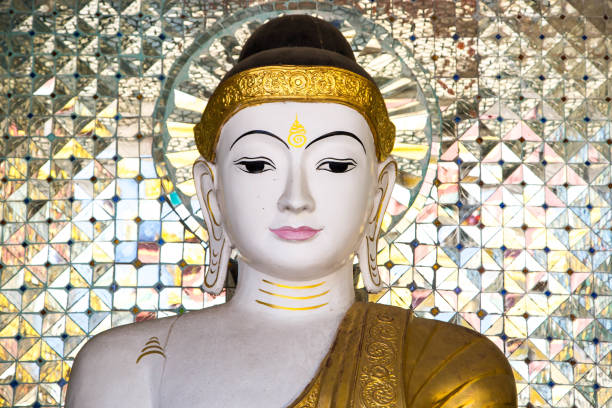 미얀마: shwedagon 파고다 - great dagon pagoda 뉴스 사진 이미지