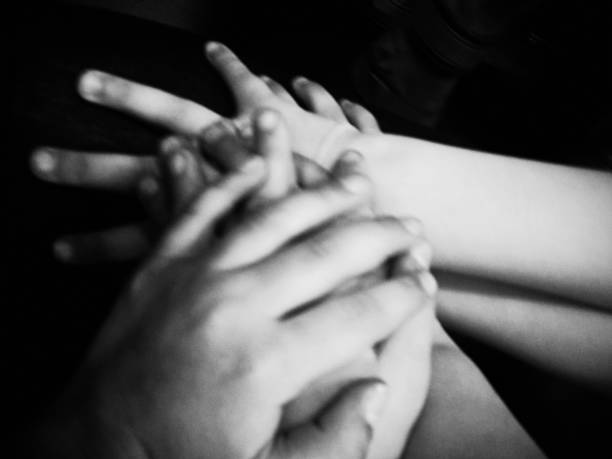 istock Hand and fingers of a little boy 985547134