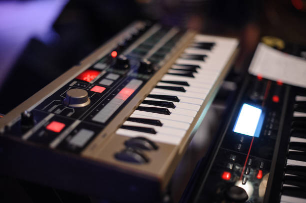 istock Professional synthesizer standing in the night club 985600388