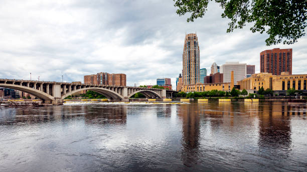 istock City skyline - Minneapolis, MN 985779610