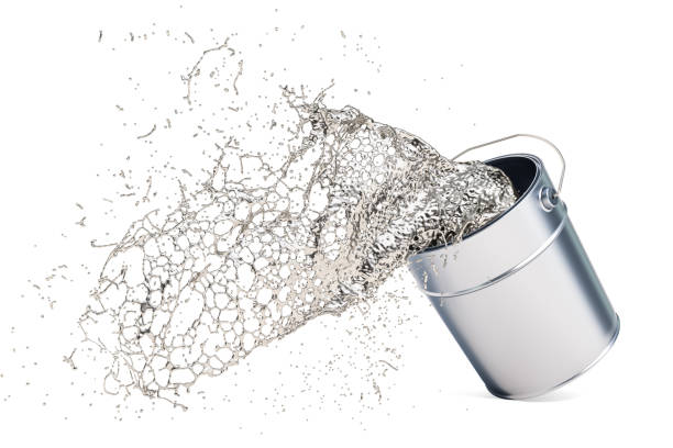 istock Silver paint splashing out of can 985791968
