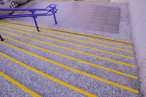 istock Outdoor stair railings 985868894