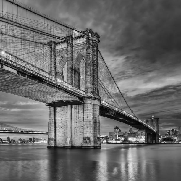 istock Early morning on Brooklyn Bridge 985918922