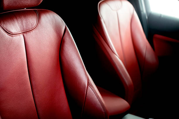 Show cleaned leather after cleaning.