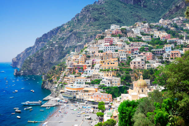 istock Positano resort, Italy 986032276