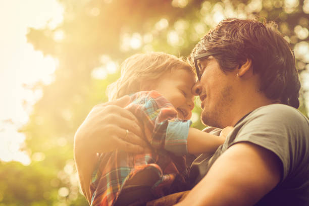 dad with little son