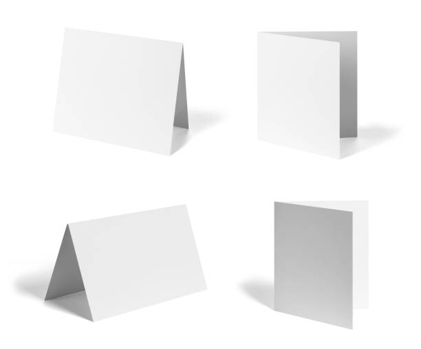 foglio illustrativo piegato bianco bianco modello di carta bianca libro calendario desktop - cartolina di auguri foto e immagini stock