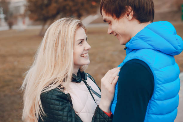 istock couple in a city 986043840