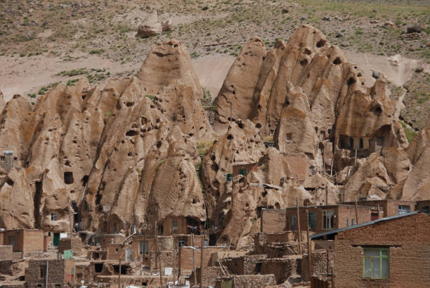 istock Cliff dwellings in Kandovan, Iran 986059970