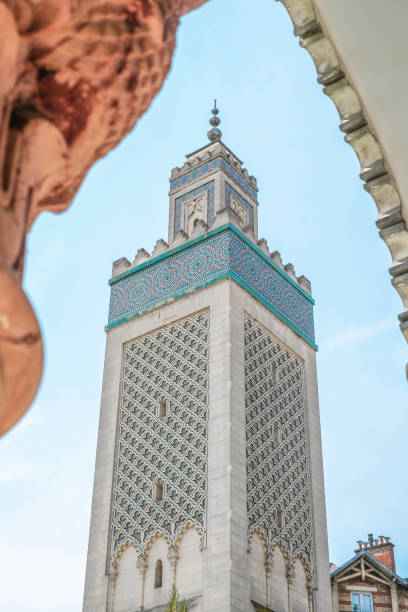 istock Tower at the Grand Mosque of Paris 986196810