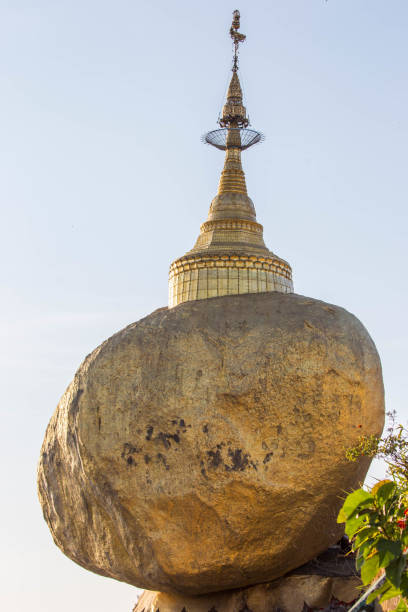 istock Myanmar: Golden Rock Pagoda 986241374