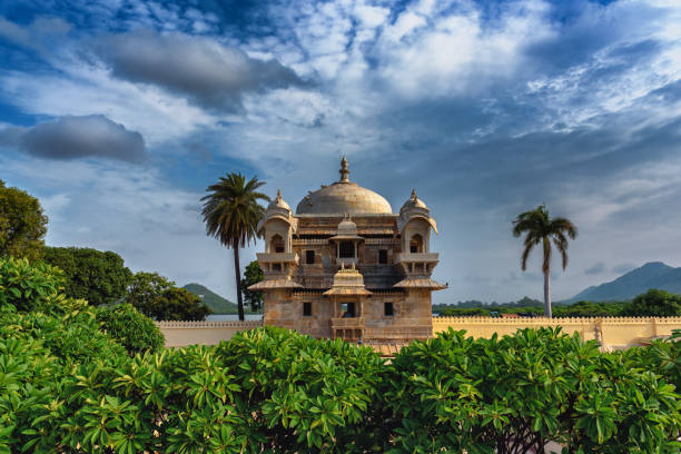 istock A Mysterious Island in Udaipur 986386794