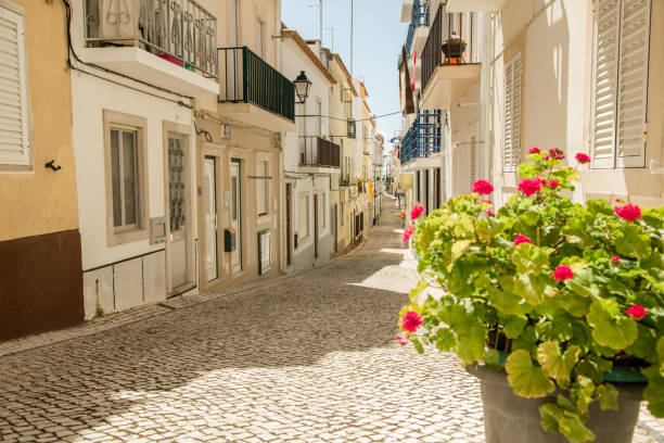istock Narrow Nazare streets 986557550
