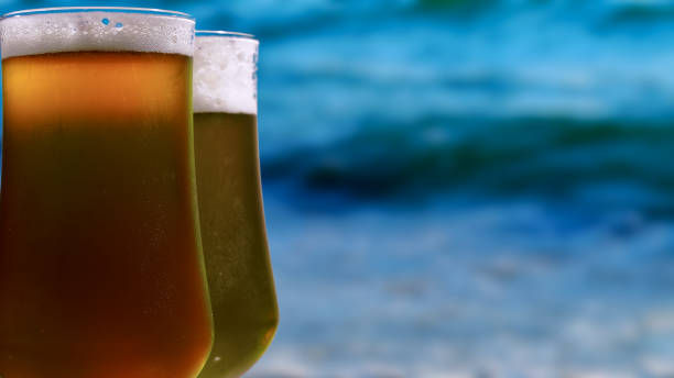 istock Beer over the sea 986598798