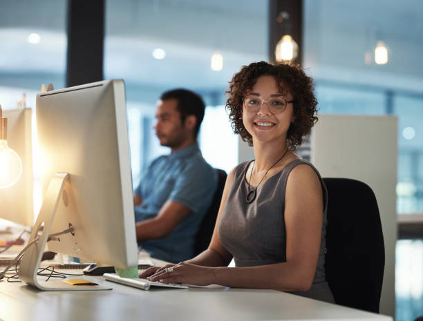 istock Working till the am to get the work done 986620922