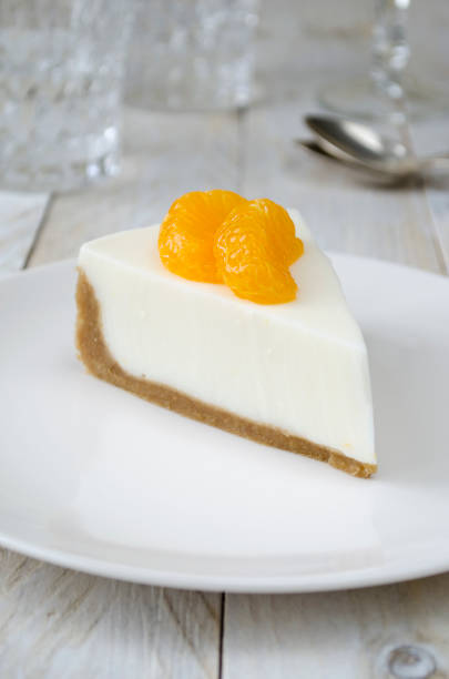Cheesecake with slices of mandarin