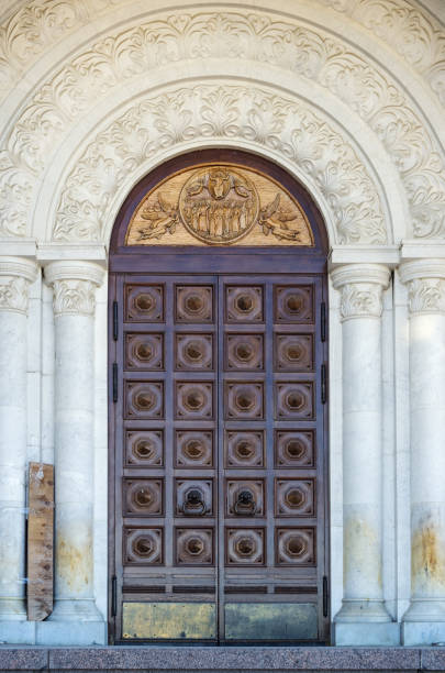 istock The doors of St. George Church in Samara 986678472