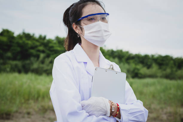 istock A survey of environmental pollution by scientists 986709138