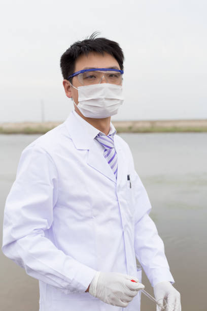 istock A survey of environmental pollution by scientists 986709240