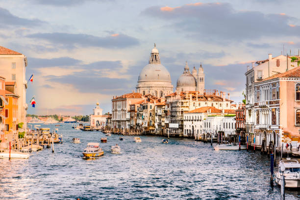 A stunning vision of Canal Grande at the sunset from Ponte di Rialto