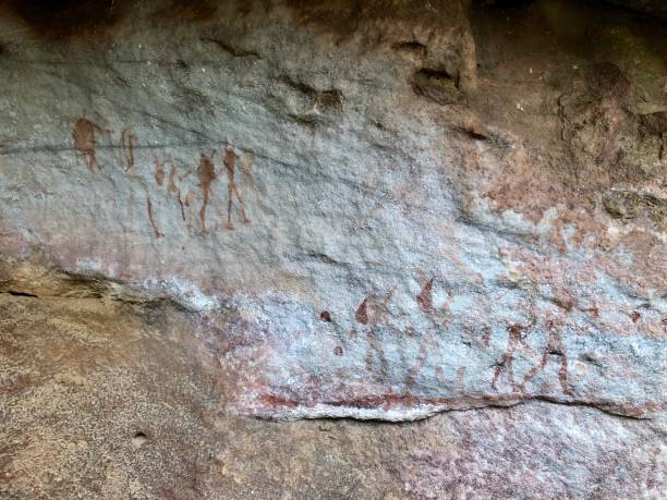 istock Ancient rock painting on sandstone, cederberg mountains 986870994