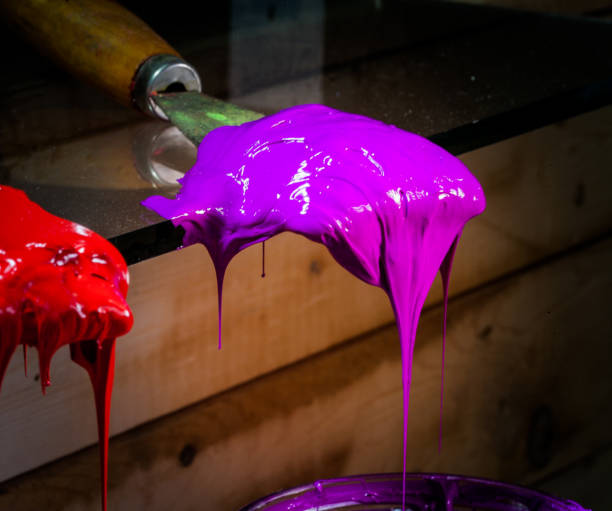 istock purple color is dripping with copy space in square 986939732