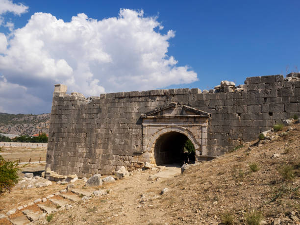 letoon starożytne miasto znajduje się w fethiye, lycian wybrzeża, turcja - mugla province zdjęcia i obrazy z banku zdjęć