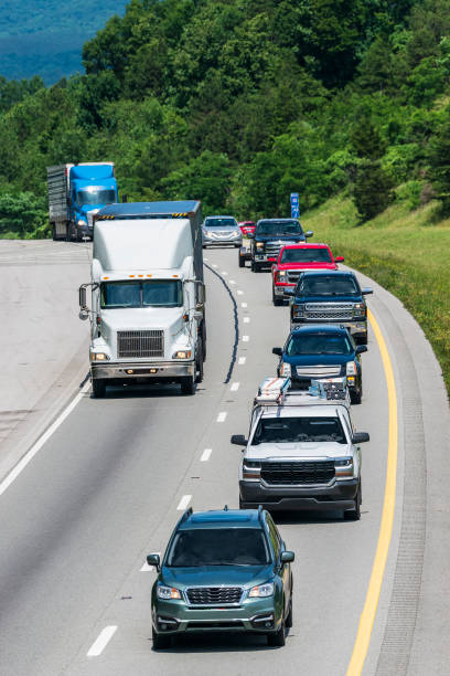 istock Heavy Summer Time Traffic in Tennessee 986952452