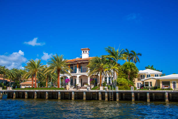 istock Large House in Fort Lauderdale 986963056