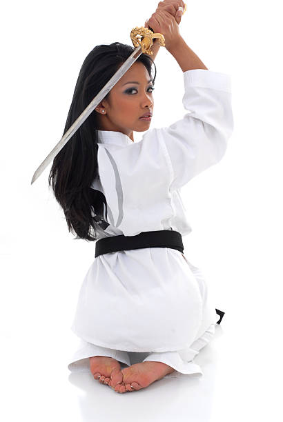 ideal de ejecución - martial arts women tae kwon do black belt fotografías e imágenes de stock
