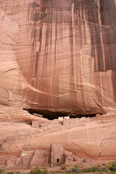 istock Anasazi White House Ruins 98731548