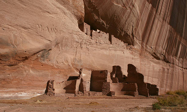 istock Anasazi White House Ruin 98731555