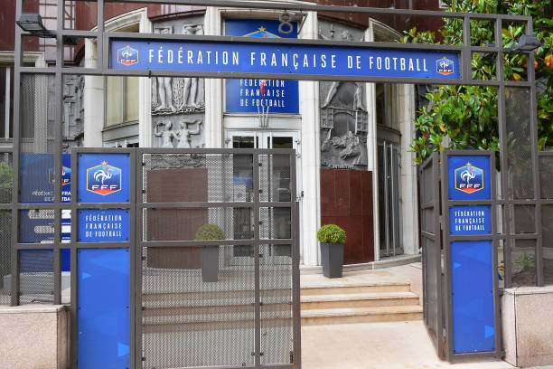 headquarters of the french football federation (fff), paris - fifa torneio imagens e fotografias de stock