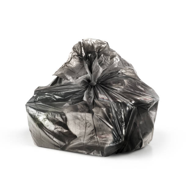 istock Rubbish bag isolated on a white background 987413630