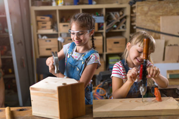 istock Kids Wood Crafts 987472338