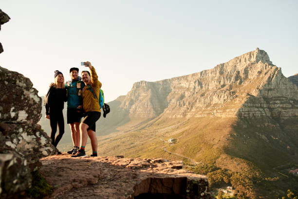 istock Taking pictures along the way 987567296