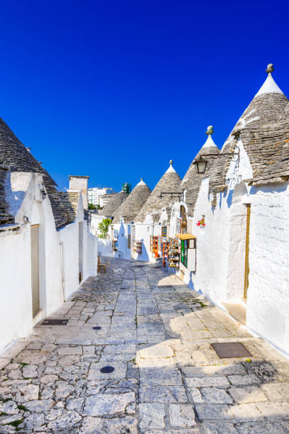 istock Alberobello, Puglia, Italy - Trullo house 987585226