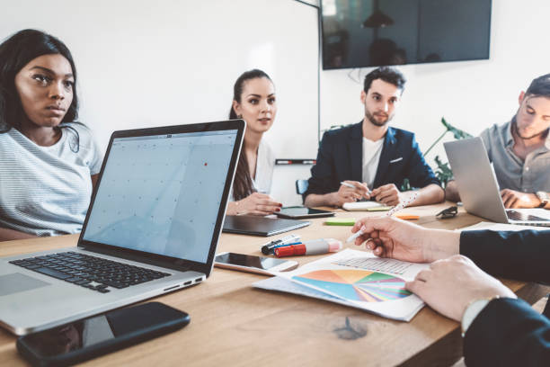 istock Meeting of creative marketing team 987655058