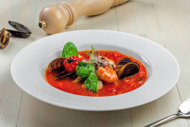 istock Tomato stew with sea food 987670294