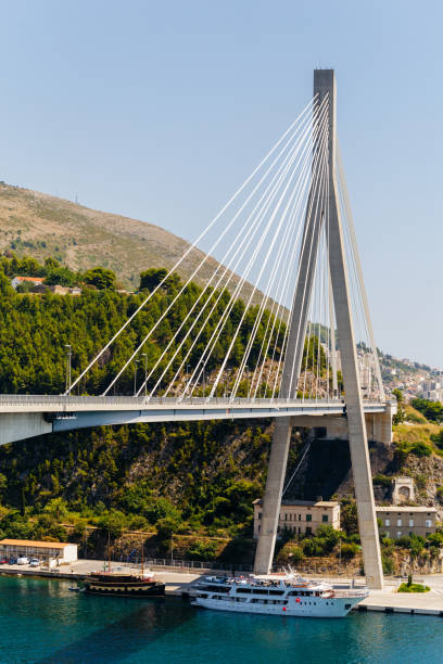 istock Modern Franzo Tudjman's cable-stayed bridge in Dubrovnik, Croatia 987672208