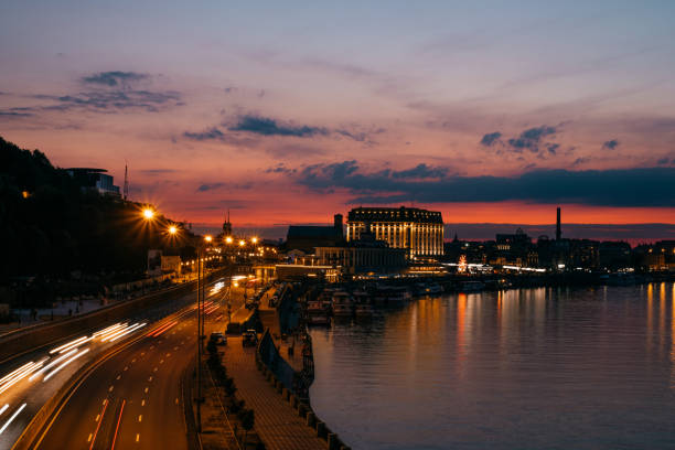 istock Kiev city at the sunset 987708650
