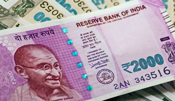 Indian new 2000 and 500 Rs Currency Note