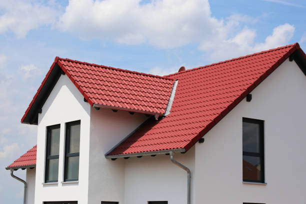 新しい住宅の家 - roof tile ストックフォトと画像