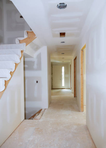 istock Finished Sheetrock in New Home Construction 987791630