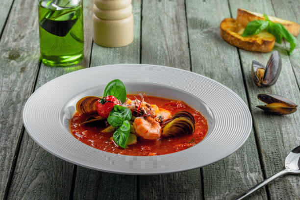 istock Tomato stew with sea food 987809498