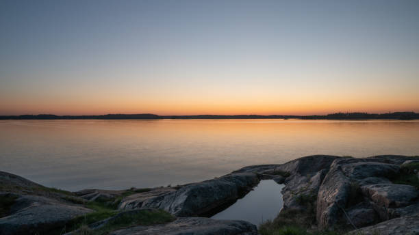 sonnenuntergang im nationalpark - inselgruppe stock-fotos und bilder