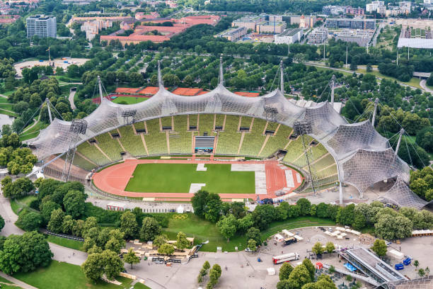 オリンピック公園ミュンヘン ・ オリンピック スタジアム - roof sport competitive sport the olympic games ストックフォトと画像