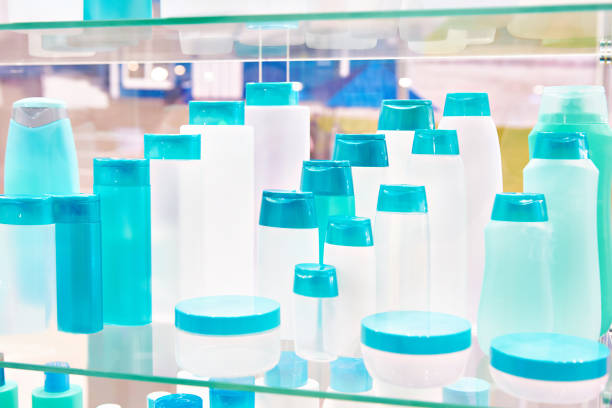 istock Plastic cosmetic bottles shampoo and jars 987957954